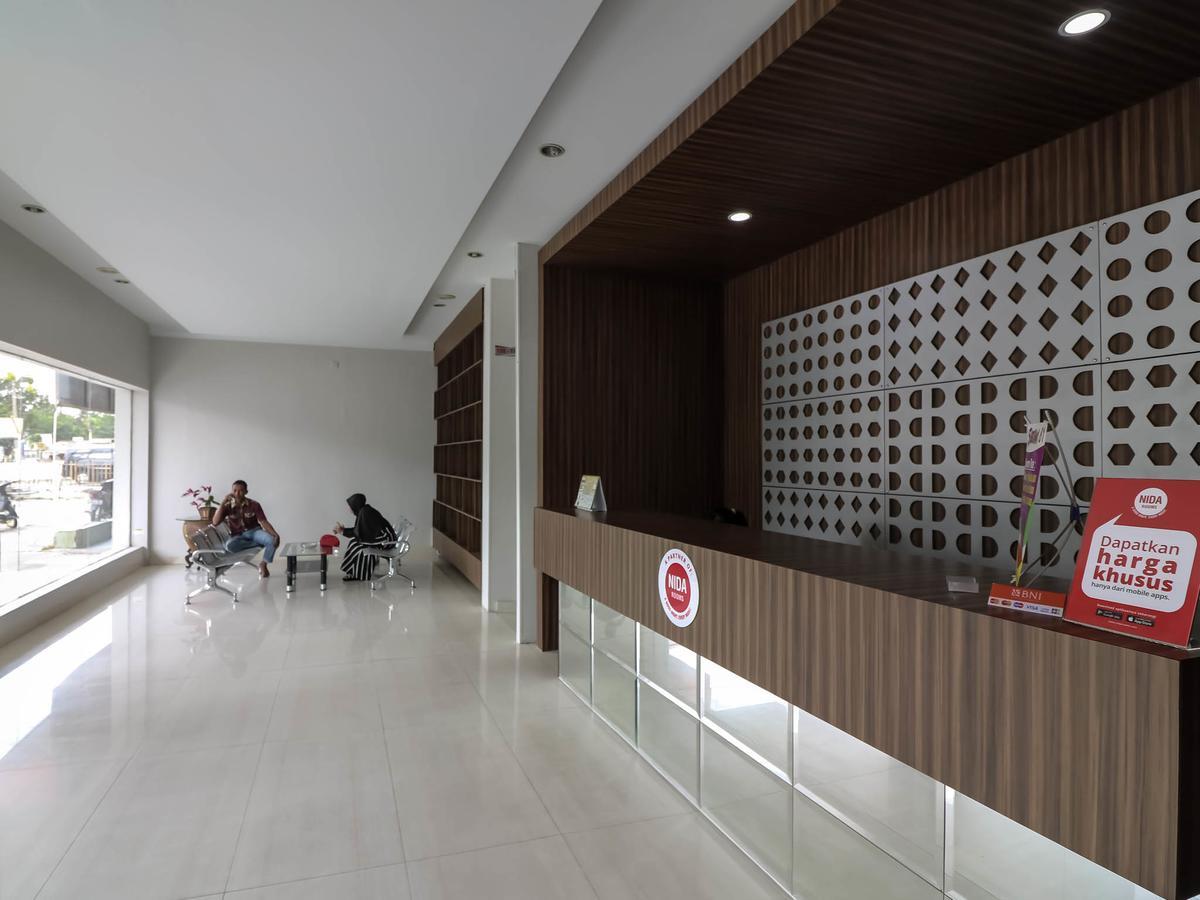 Hotel Nida Sudirman 240 Marpoyan Damai 2*